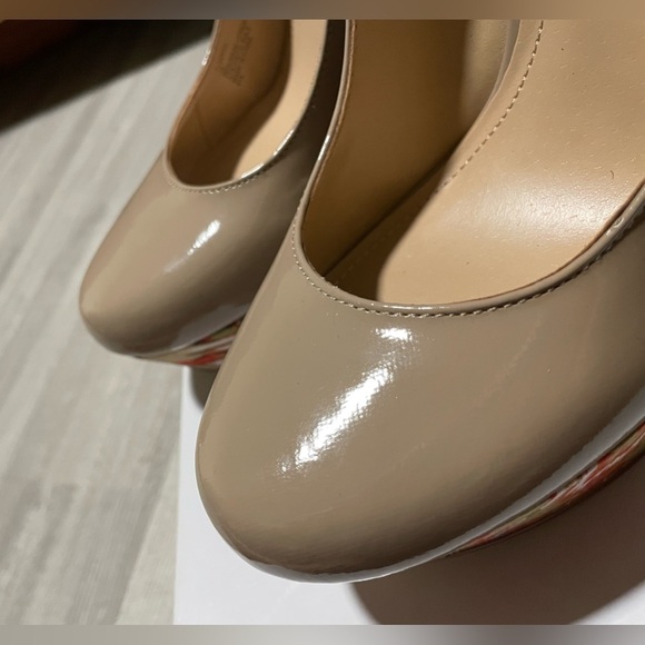 Steve Madden Vintage Women’s 10 size Hight Heels NWT - Picture 11 of 11